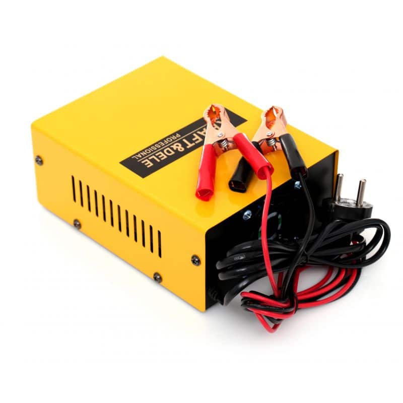 Akumuliatoriaus įkroviklis su mikroprocesoriumi 15A 6/12V - KraftDele KD1917