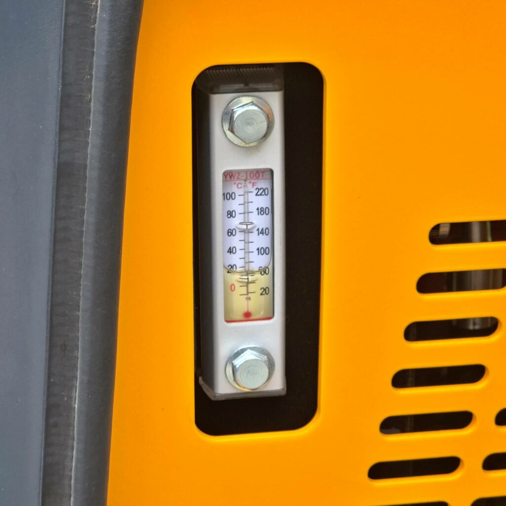 Mini ekskavatorius ENZO HT-10 (sustiprinta versija, 1000 kg)