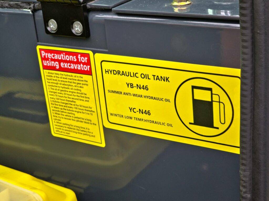 Mini ekskavatorius ENZO HT-10 (sustiprinta versija, 1000 kg)