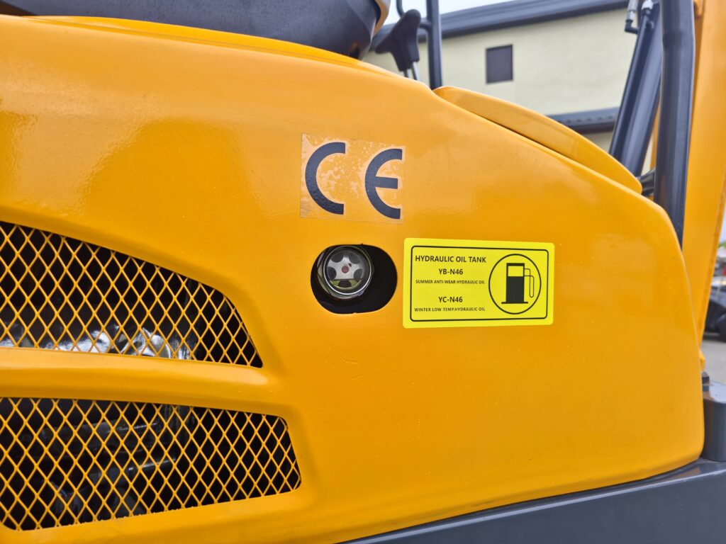 Mini ekskavatorius ENZO HT-18 (1760 kg)