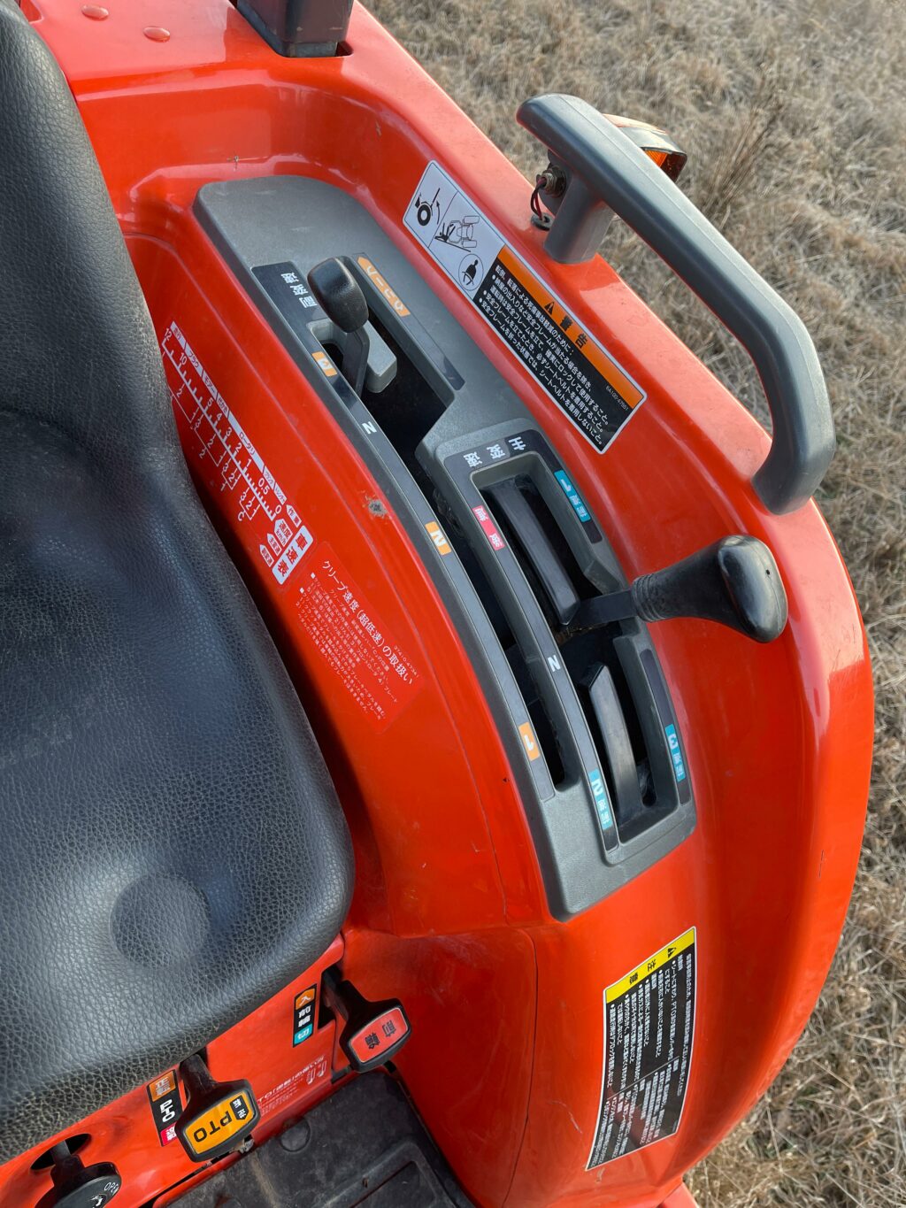 Naudotas traktorius KUBOTA GT21 (15 kW, su freza)