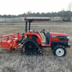 Naudotas traktorius KUBOTA GT21 (15 kW, su freza)