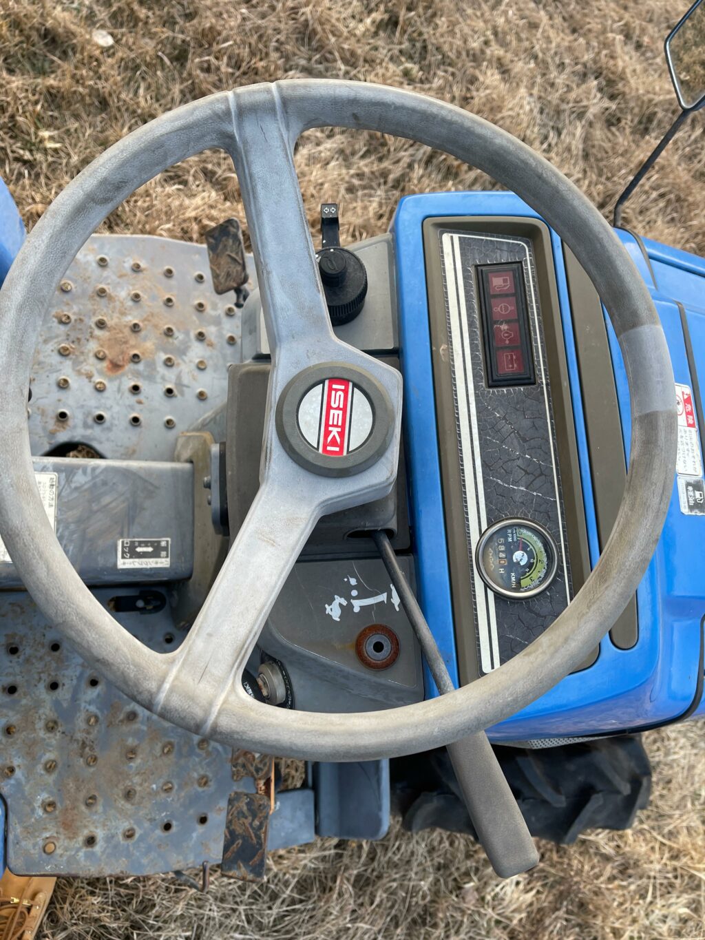 Naudotas traktorius ISEKI TM17 (13 kW, su freza)