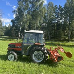 Naudotas traktorius KUBOTA GL33 (24 kW, su freza)