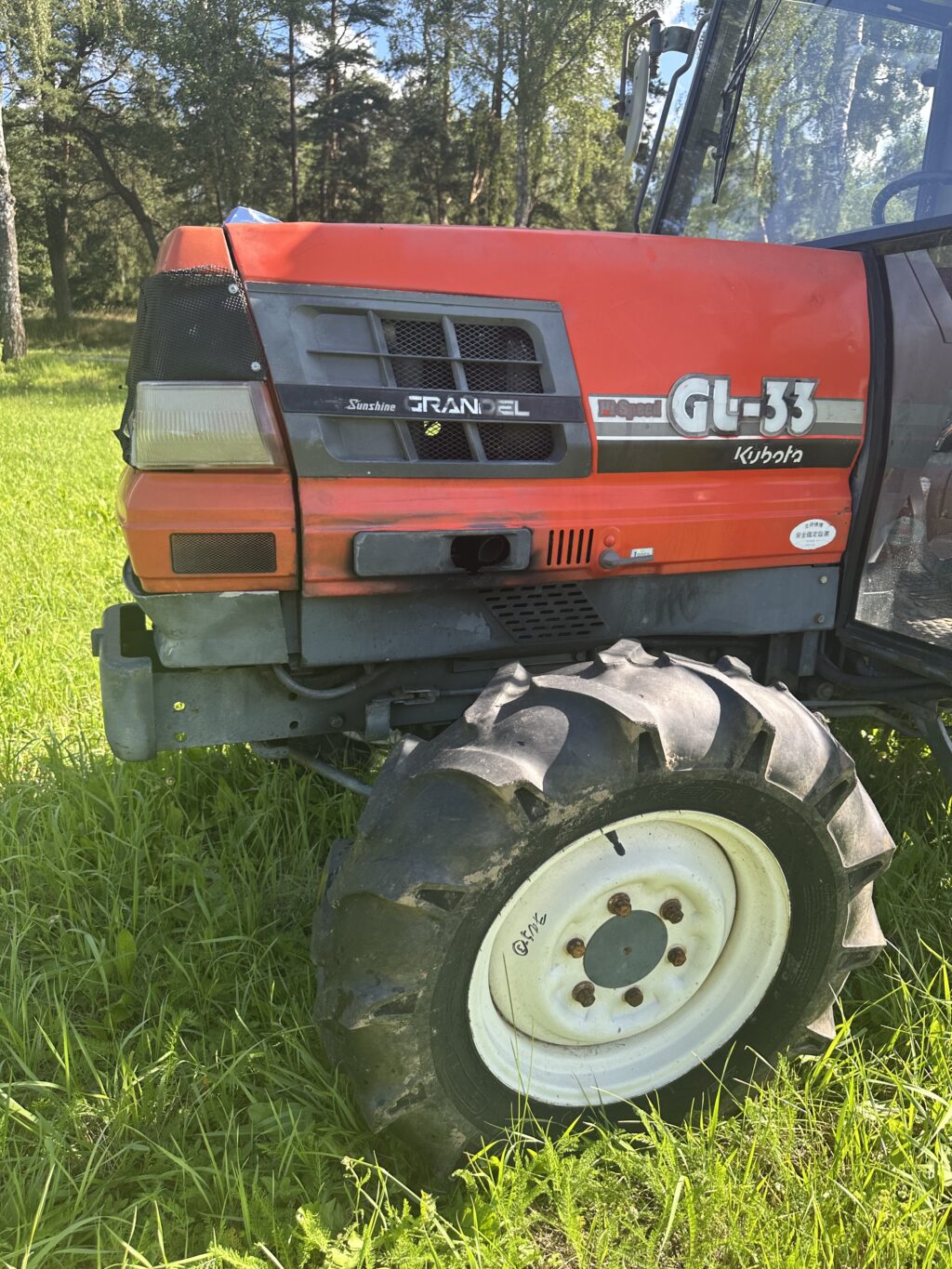 Naudotas traktorius KUBOTA GL33 (24 kW, su freza)