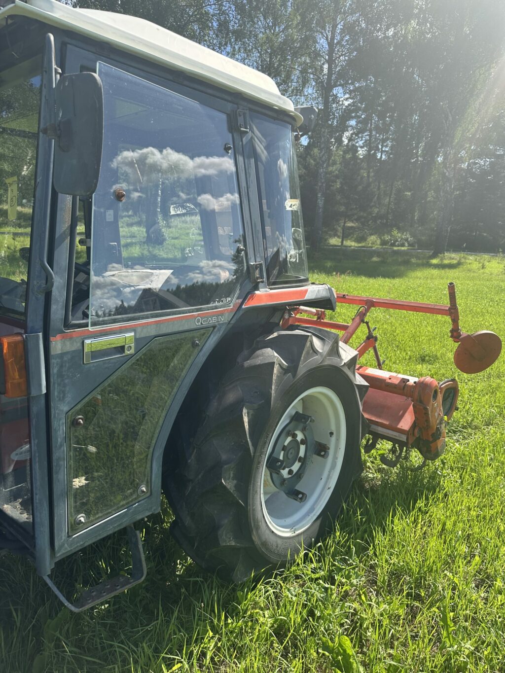 Naudotas traktorius KUBOTA GL33 (24 kW, su freza)