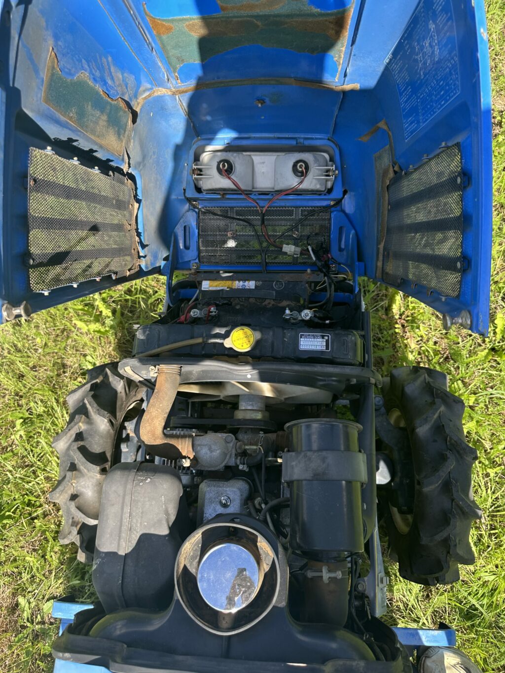 Naudotas traktorius ISEKI TF15F (11 kW, su freza ir vagojimo aparatu)