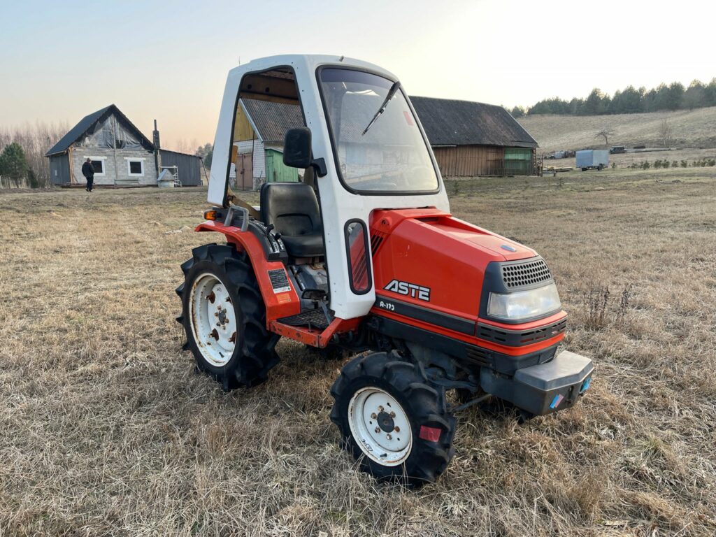 Naudotas traktorius KUBOTA A-175 (13 kW)