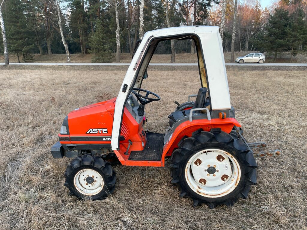 Naudotas traktorius KUBOTA A-175 (13 kW)