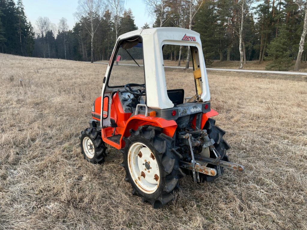 Naudotas traktorius KUBOTA A-175 (13 kW)
