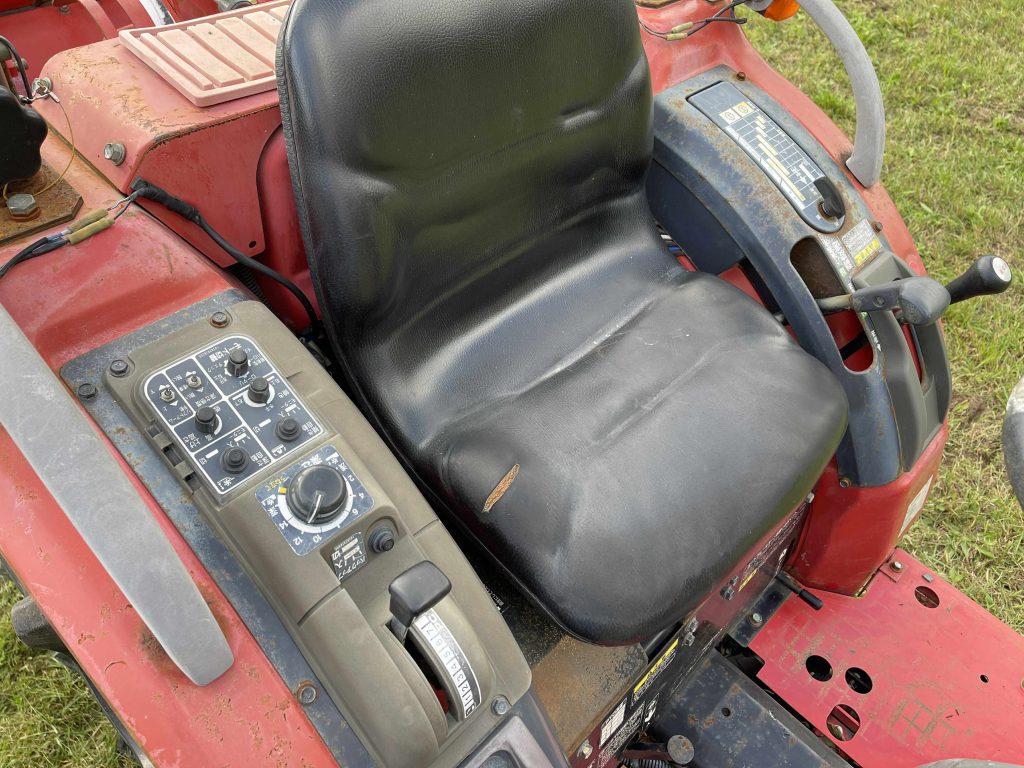 Naudotas traktorius MITSUBISHI MT161D (12 kW, su freza)