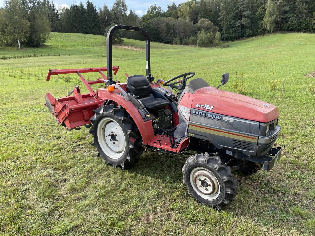 Naudotas traktorius MITSUBISHI MT161D (12 kW, su freza)