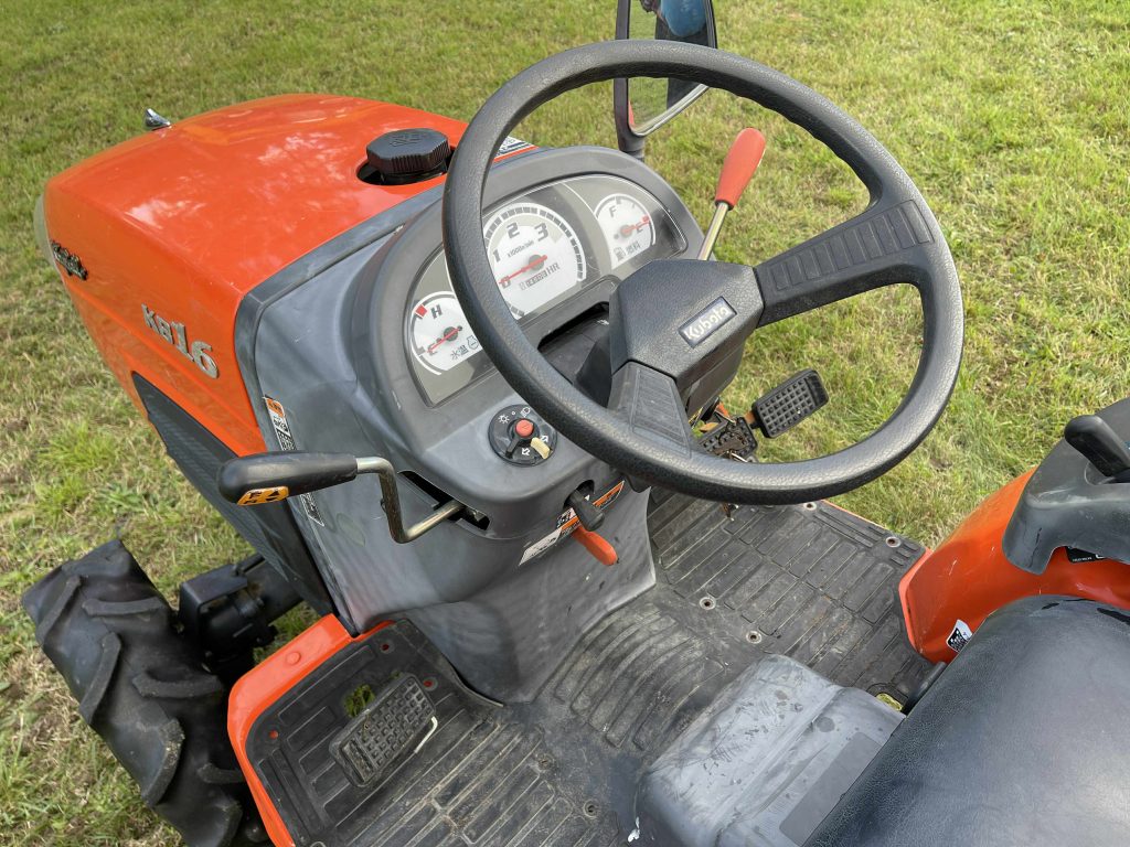 Naudotas traktorius KUBOTA KB16 (12 kW, su freza)