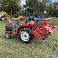 Naudotas traktorius MITSUBISHI MT161D (12 kW, su freza)