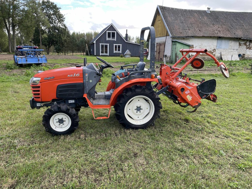 Naudotas traktorius KUBOTA KB16 (12 kW, su freza)