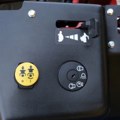Nulinio apsisukimo traktoriukas YT-85553 (11 kW)