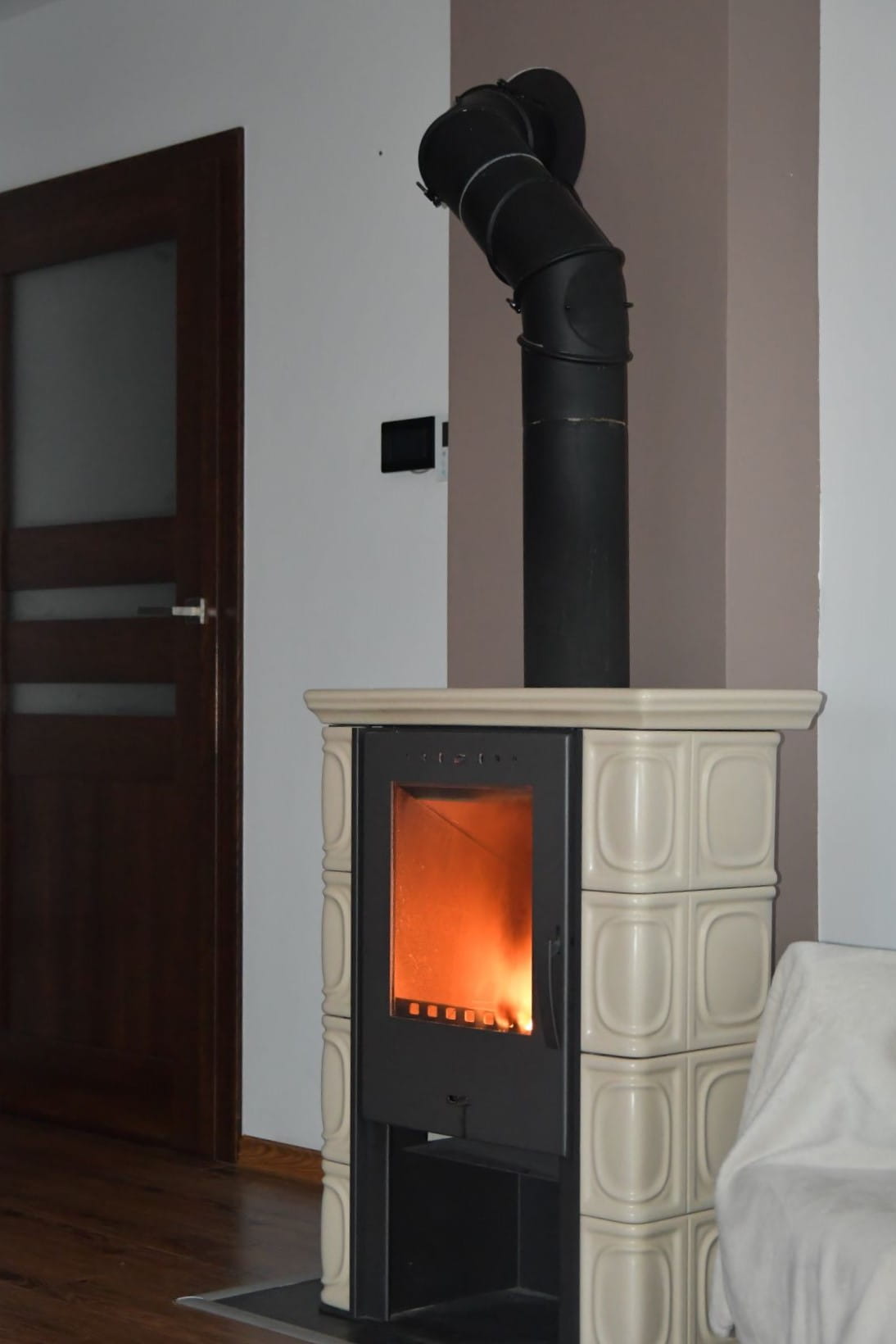 Koklinis židinys FLAMA ELDUR EKO (6 kW)