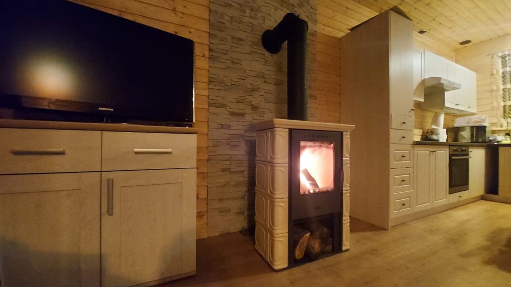 Koklinis židinys FLAMA ELDUR EKO (6 kW)