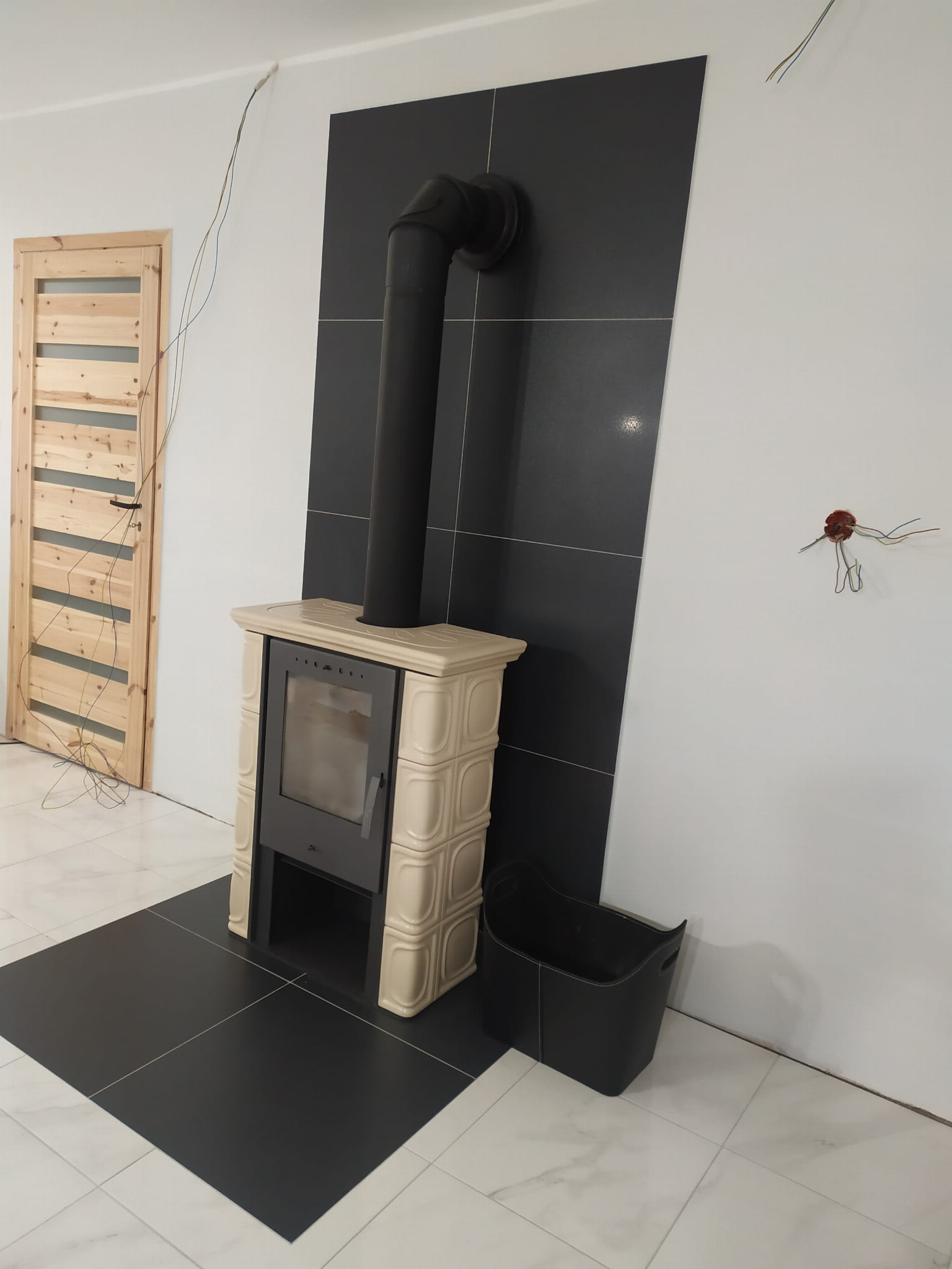 Koklinis židinys FLAMA ELDUR EKO (6 kW)