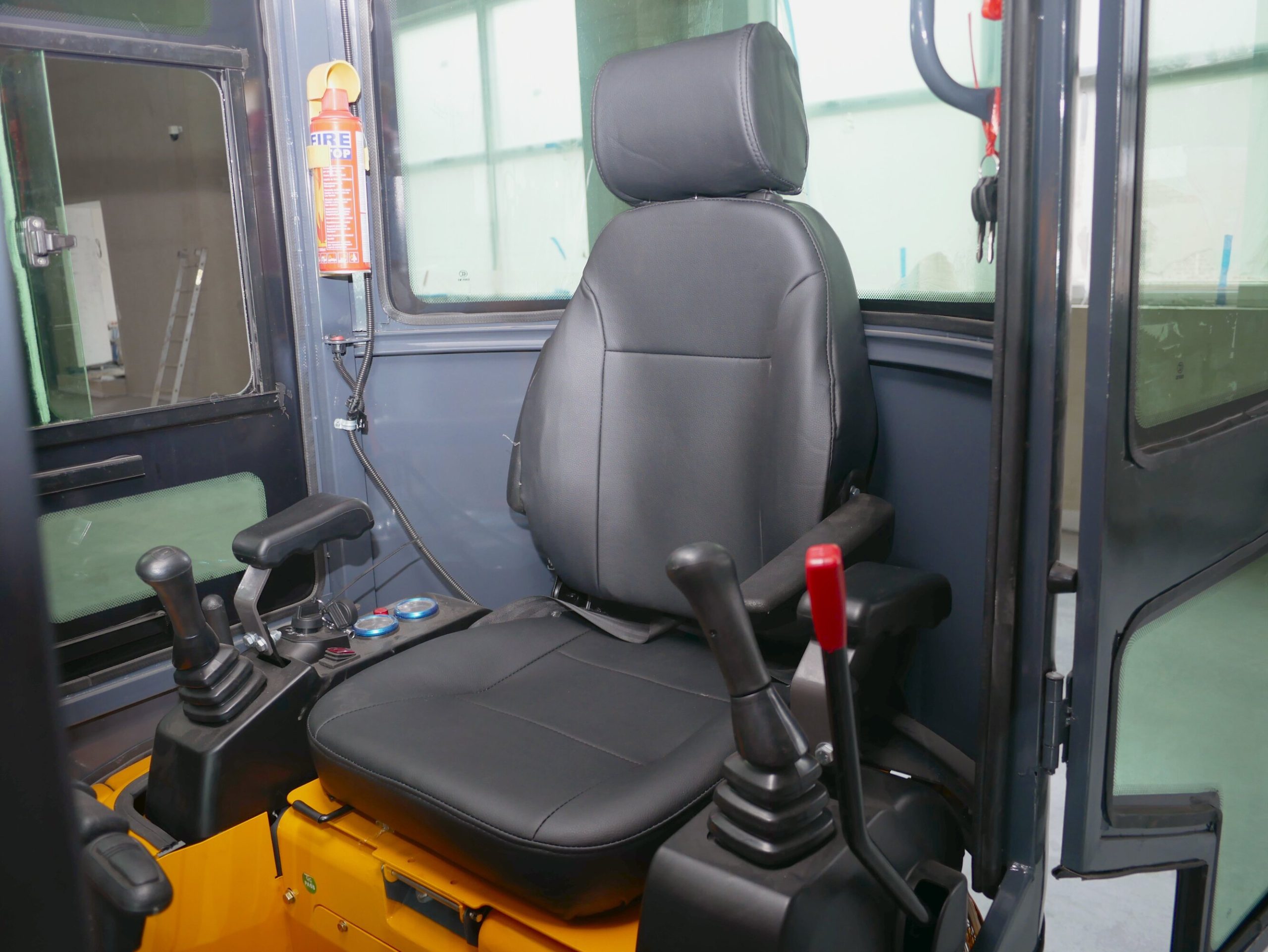 Mini ekskavatorius ENZO HT-15 PRO (1,5 t) 25 Mini ekskavatorius ENZO HT-15 PRO (1,5 t)