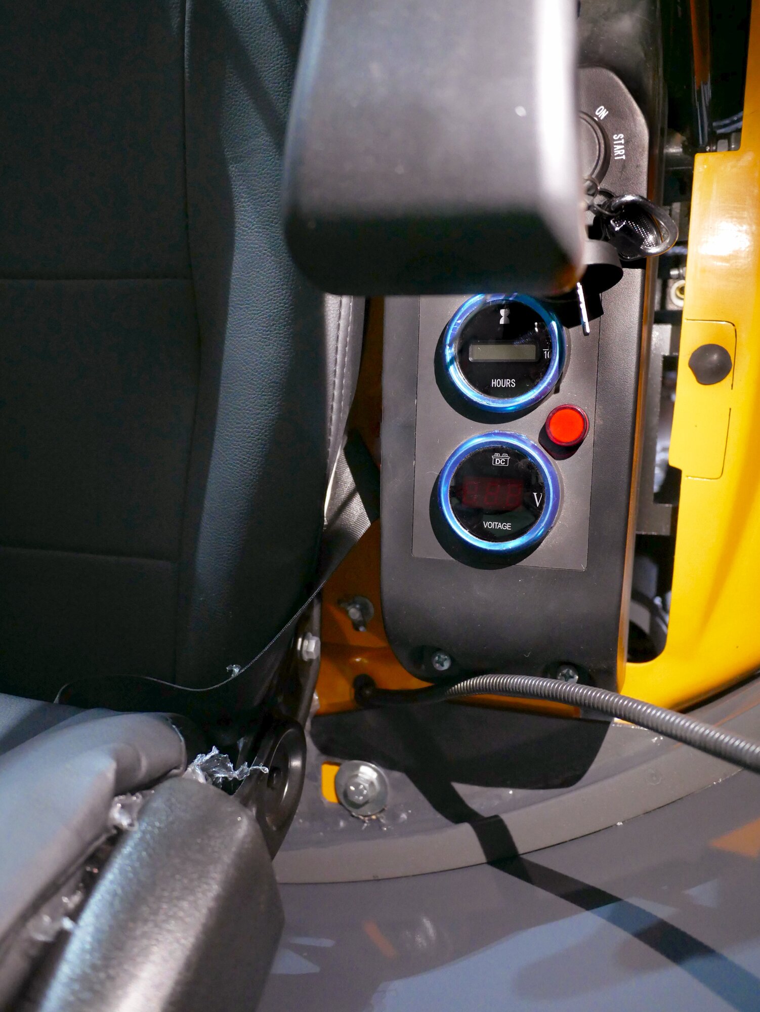 Mini ekskavatorius ENZO HT-15 PRO (1,5 t) 39 Mini ekskavatorius ENZO HT-15 PRO (1,5 t)