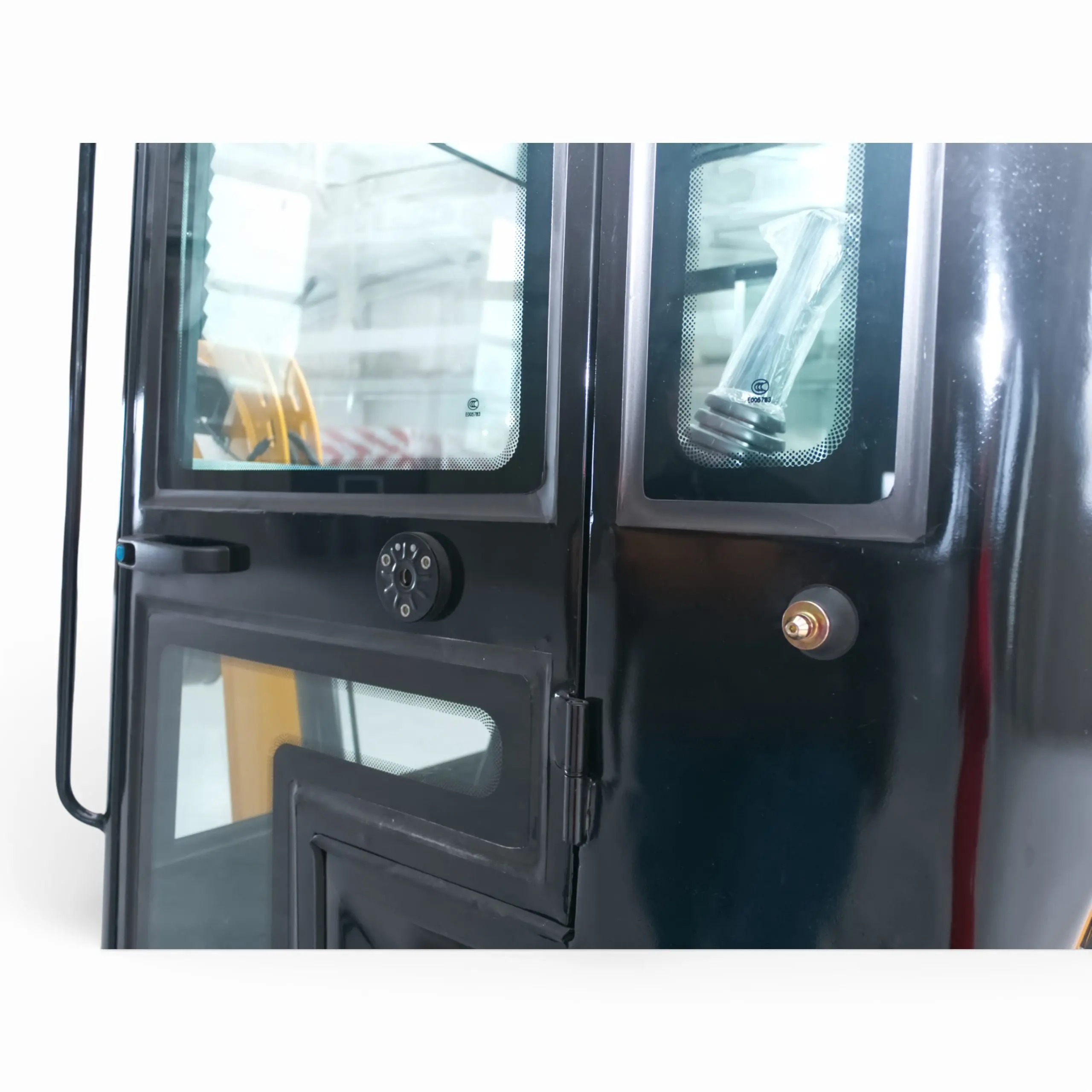 Mini ekskavatorius ENZO HT-20 (2 t, KUBOTA D902) [su kabina]