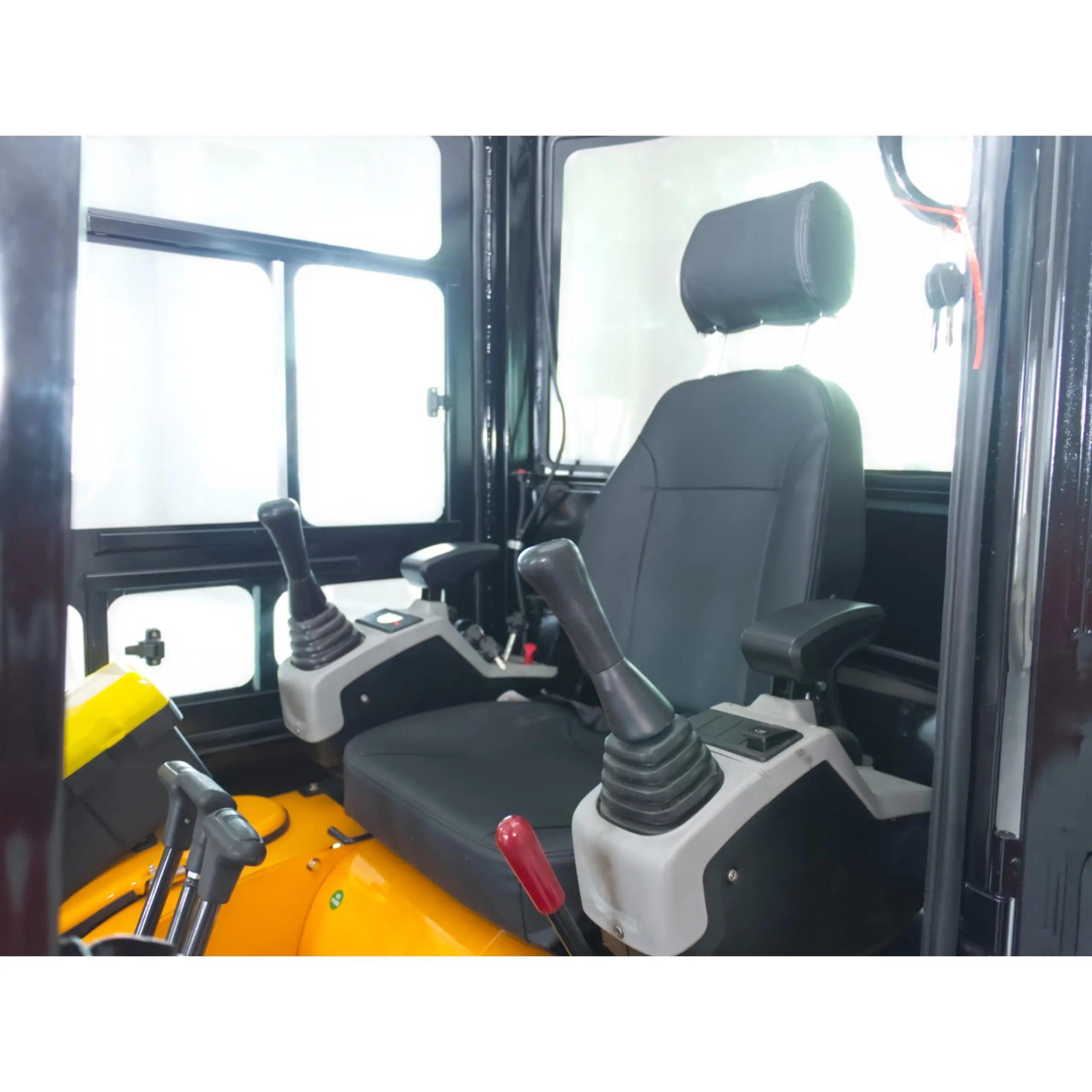 Mini ekskavatorius ENZO HT-20 (2 t, KUBOTA D902) [su kabina]