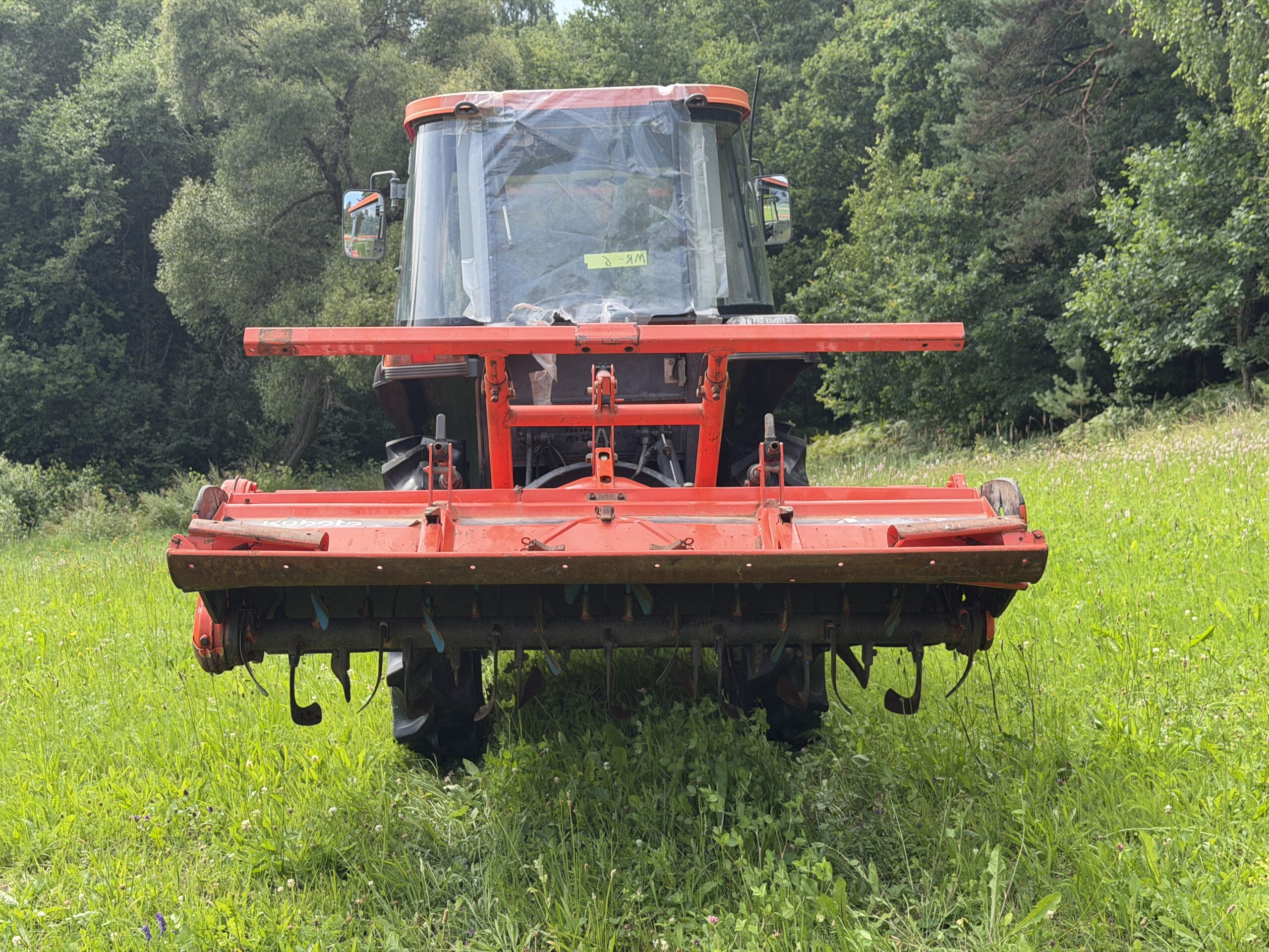 Naudotas traktorius KUBOTA GL240 (18 kW, su freza) 11 Naudotas traktorius KUBOTA GL240 (18 kW, su freza)