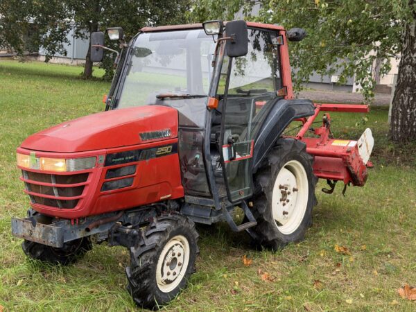 Naudotas traktorius YANMAR AF-250 (18 kW, su freza)