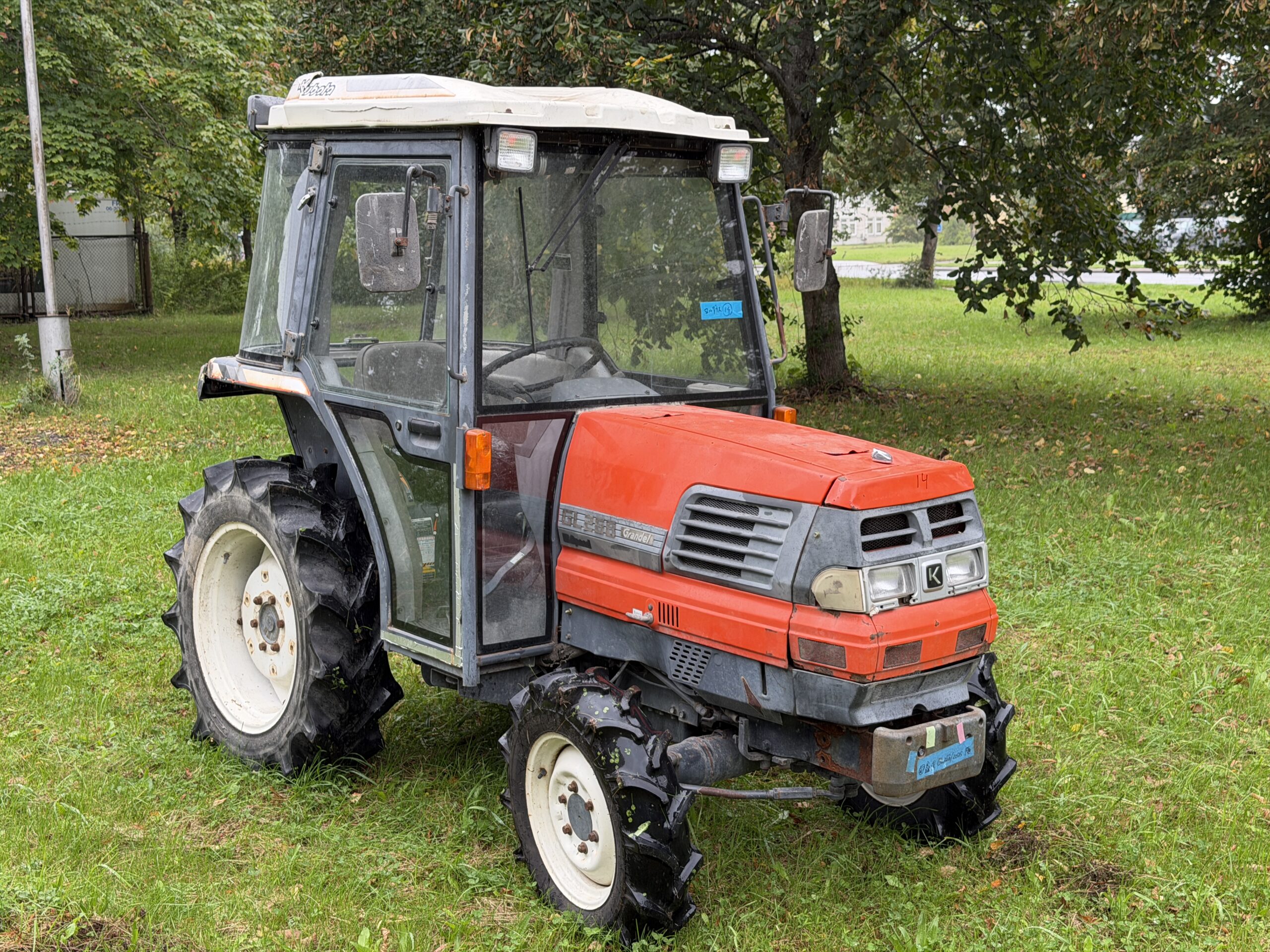 Naudotas traktorius KUBOTA GL268D (19 kW) 5 Naudotas traktorius KUBOTA GL268D (19 kW)