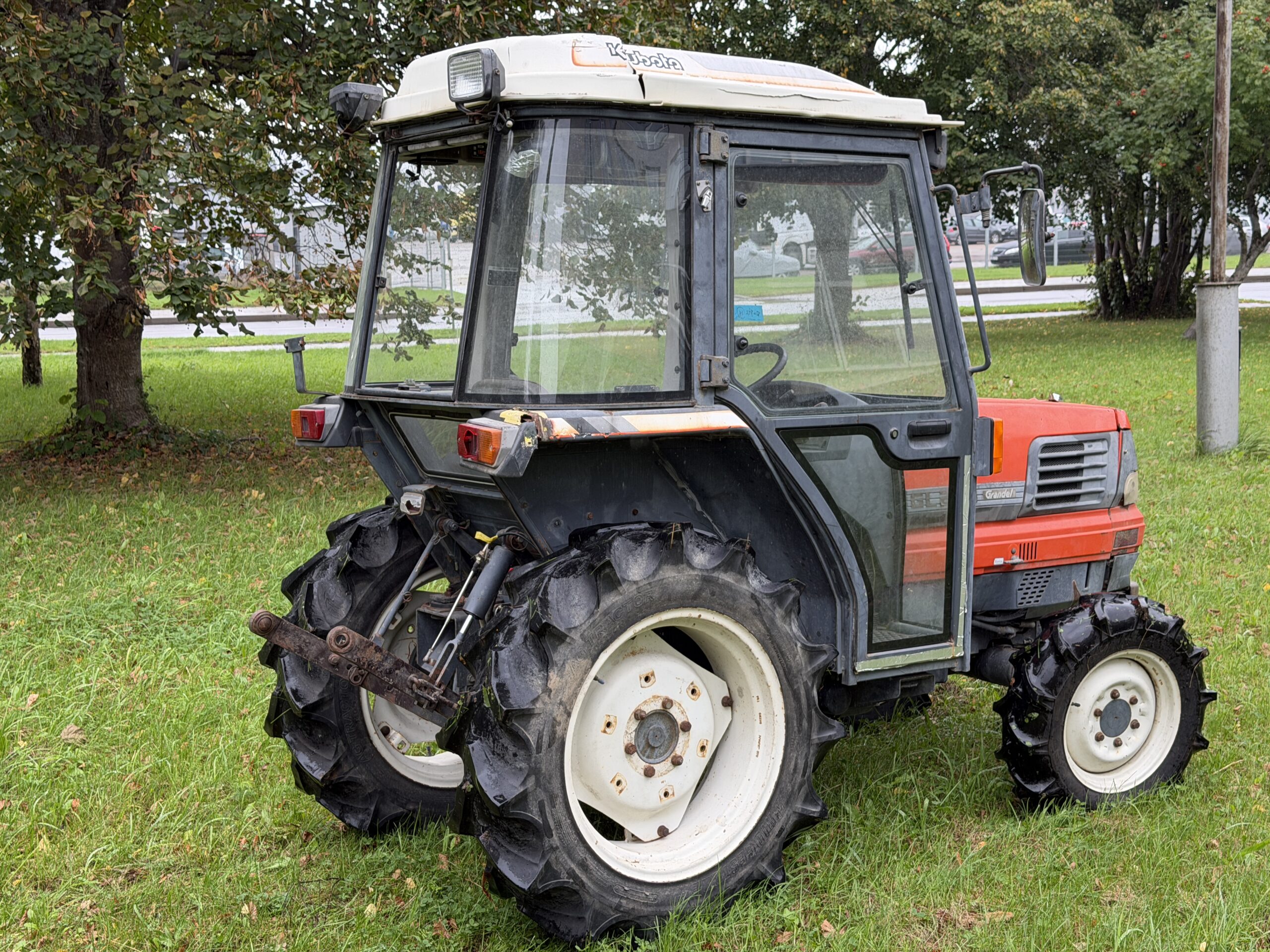 Naudotas traktorius KUBOTA GL268D (19 kW) 9 Naudotas traktorius KUBOTA GL268D (19 kW)