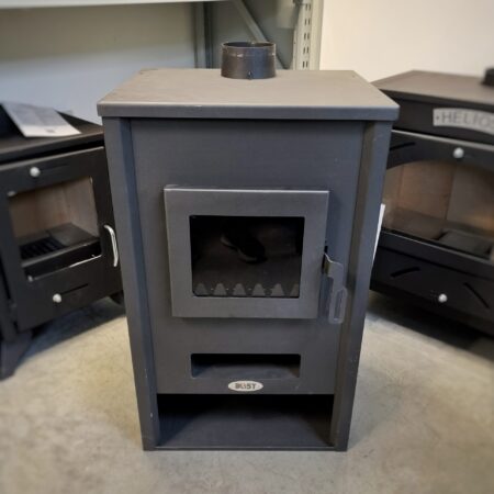 [KOSMETINIAI DEFEKTAI] Krosnelė su vandens kontūru BLIST B22E / ETAZ B / PADOVA E (19 kW)